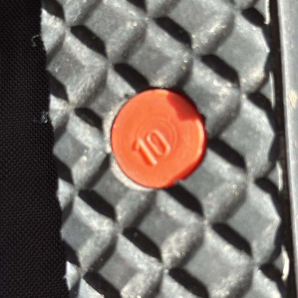 Michael Kors Womens Orange Flip Flop Sandals​ - Image 6