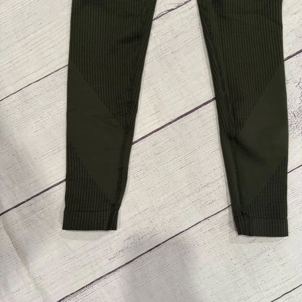 SENITA ATHLETICS Green Seamless Striped Waist High Rise Active Leggings Size S - Image 14