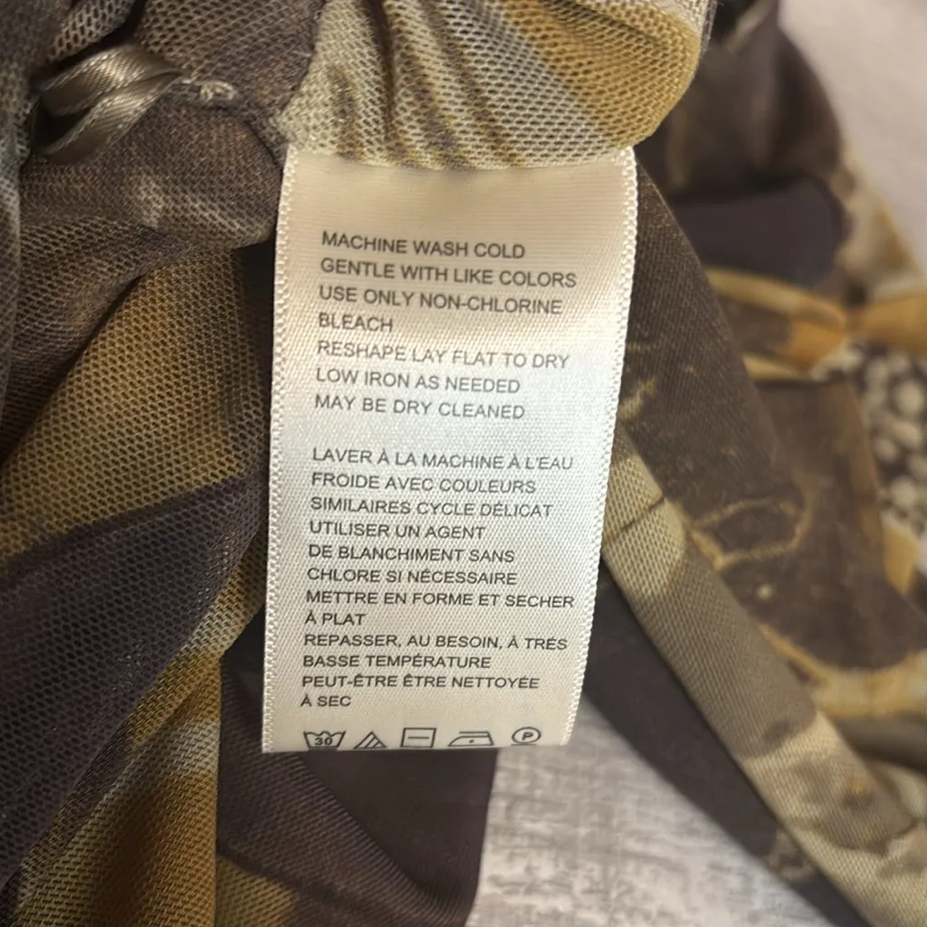 Free people Long Sleeve Blouse in Brown and Tan /size large - Image 7