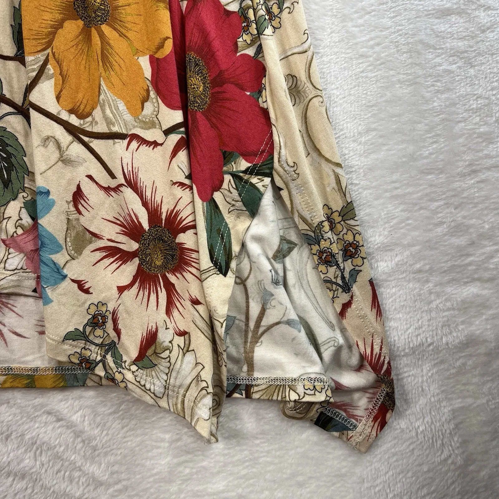 Johnny Was M Medium Archibal Drape Tee Handkerchief Hem Floral V-Neck Multi - Image 4