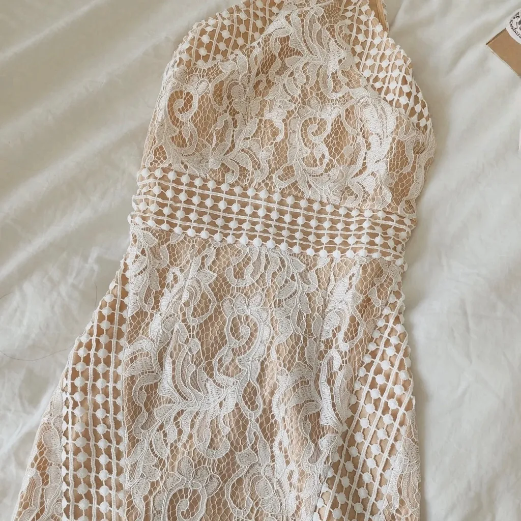 White Lace Halter Bodycon Dress - Image 2