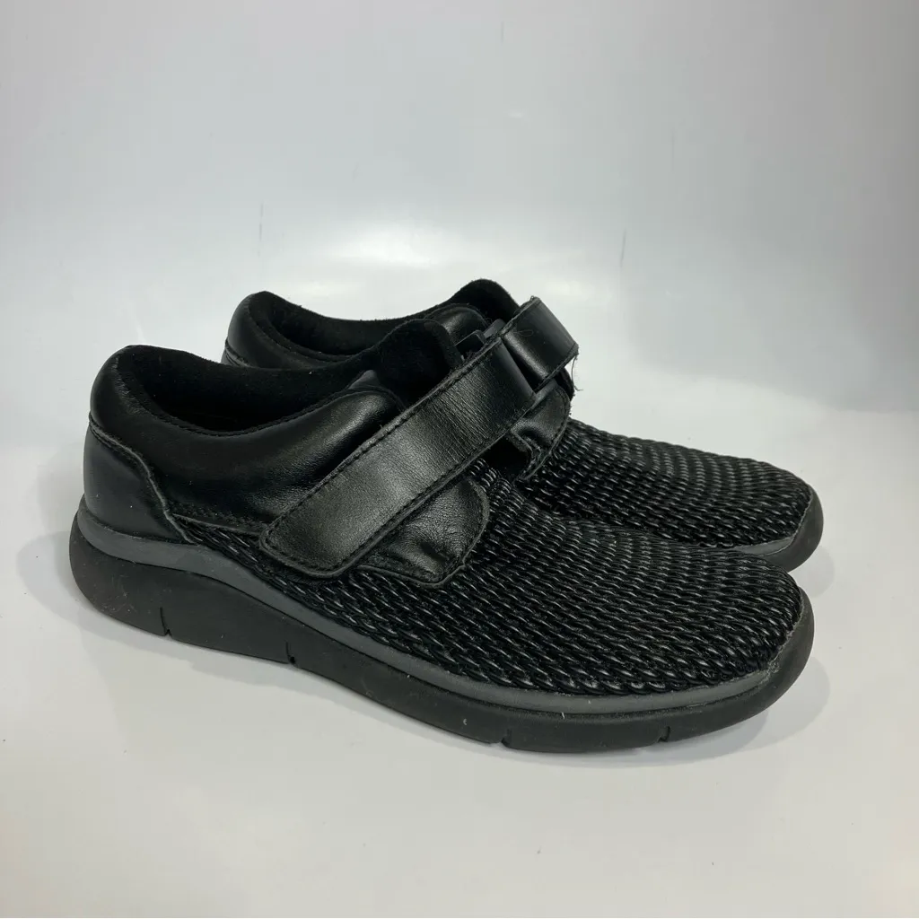 Propet Sylvi black flats comfort shoes orthopedic casual women’s‎ size 7 XX - Image 2