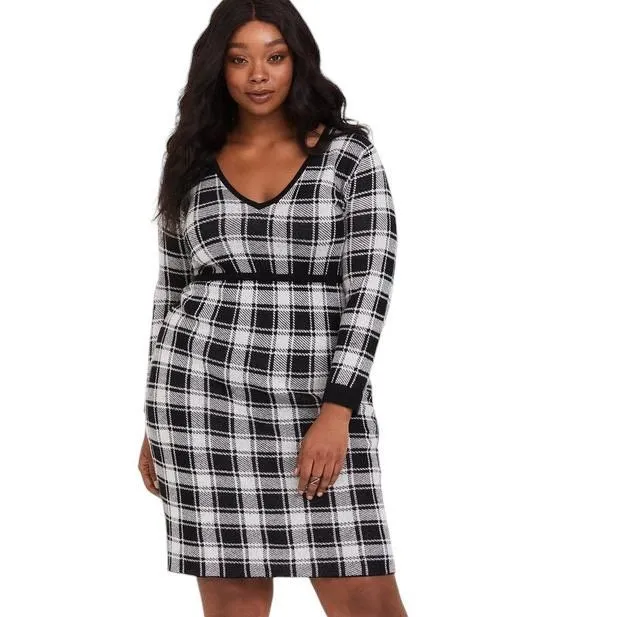 Torrid Plus Size 2X Dress Plaid Bodycon‎ Sweater Dress Black White Knee 969 - Image 3