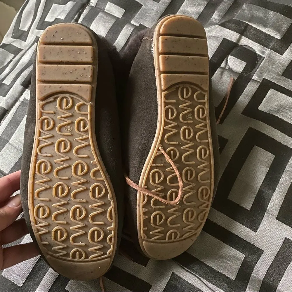 EMU Brown loafer style booties, Women's Moccasin Slippers Micro Suede Warm Faux Brown Size 7 - Image 6