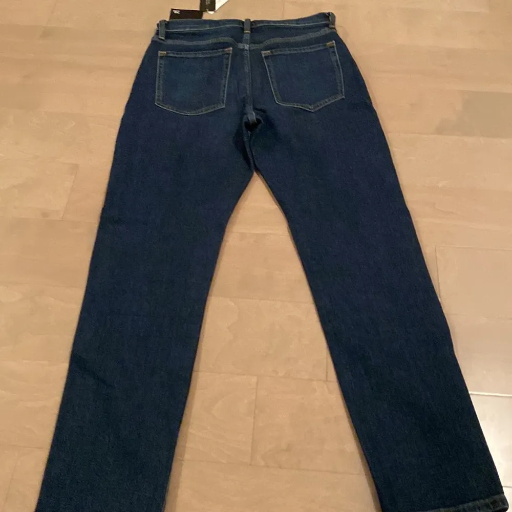 BNWT Banana Republic high rise straight ankle denim jeans- distressed Size 28 L. - Image 4