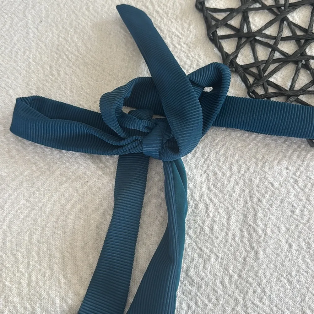 Beach Riot Blair Underwire Bikini top, Empathy Blue, Medium, $128 - Image 7