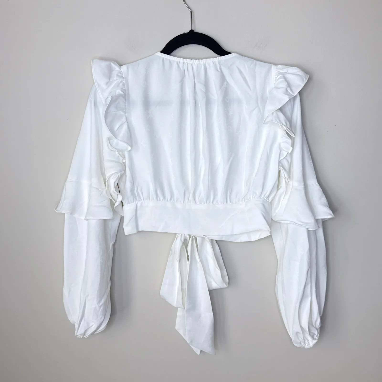 NEW NWT Revolve Line & Dot XS White Sonia Blouse Style LT4153B Cropped Ruffled - Image 7