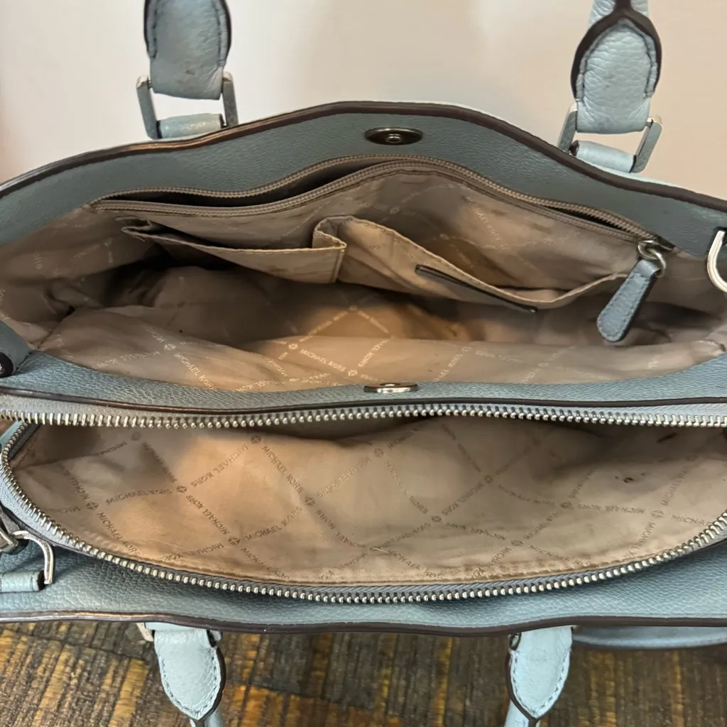 Michael Kors Women's Camille Pebbled Leather Satchel Handbag (Pale Blue) Blue - Image 9