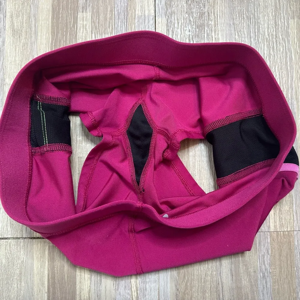 Nike Dri-Fit Biker Shorts, Size Medium - Image 5