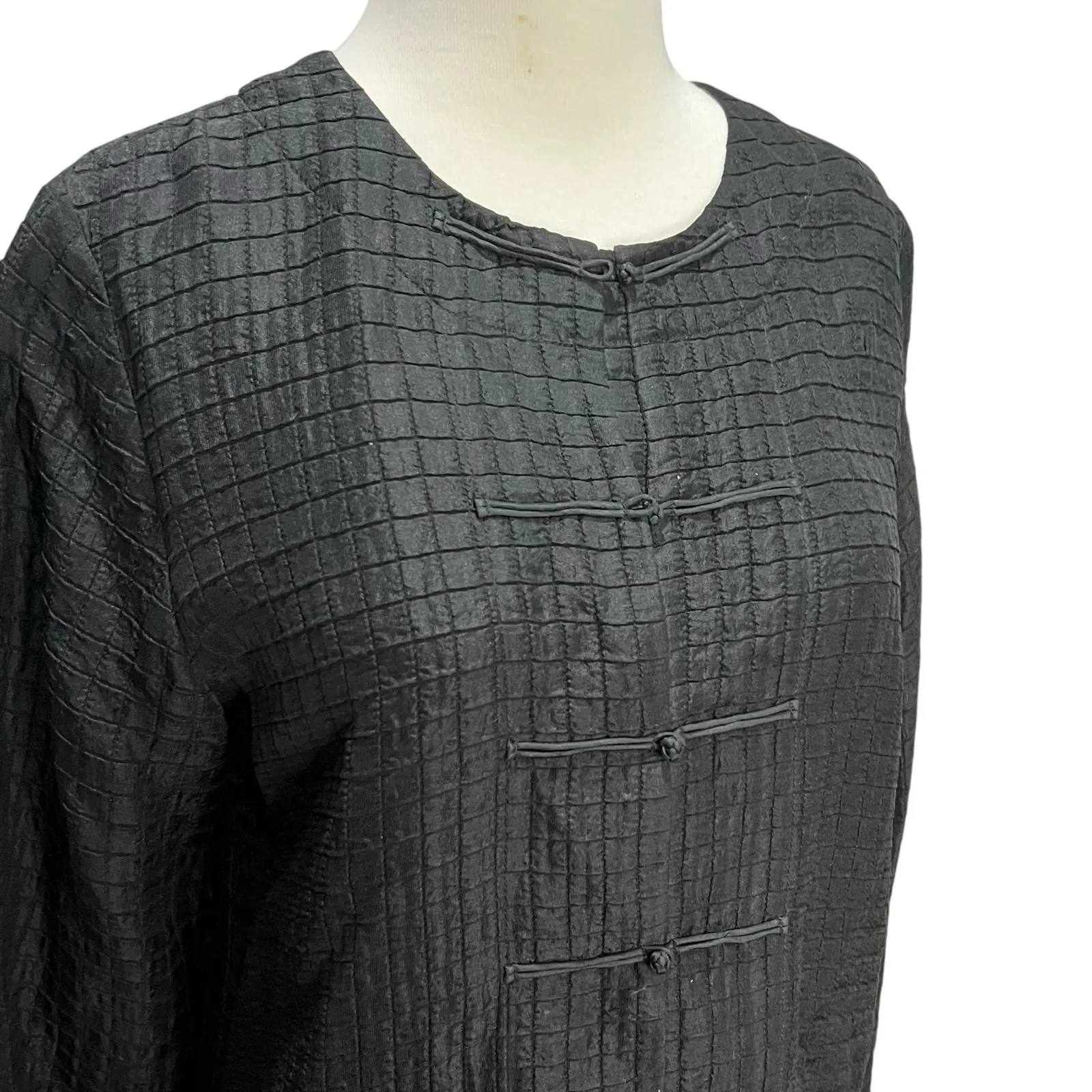 Eileen Fisher Jacket XS Black Silk Crepe Quilted Frog Buttons Mandarin Timeless - Image 3