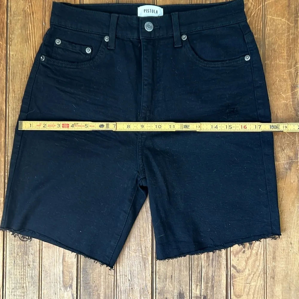 Pistola women’s cutoff black jean short longer inseam distressed size 28 - Image 4