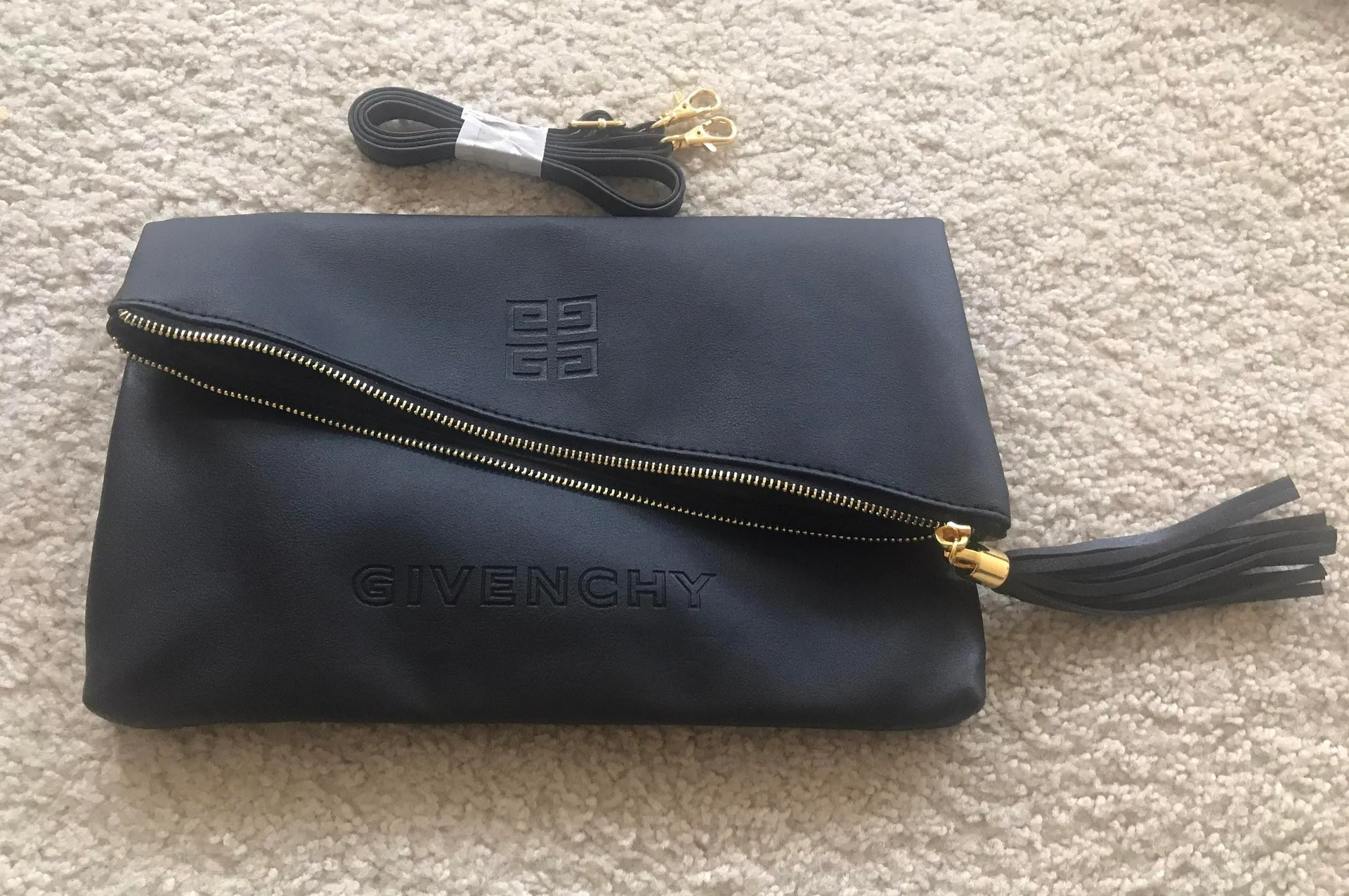 Givenchy Envolepe Leather Bag - Image 5