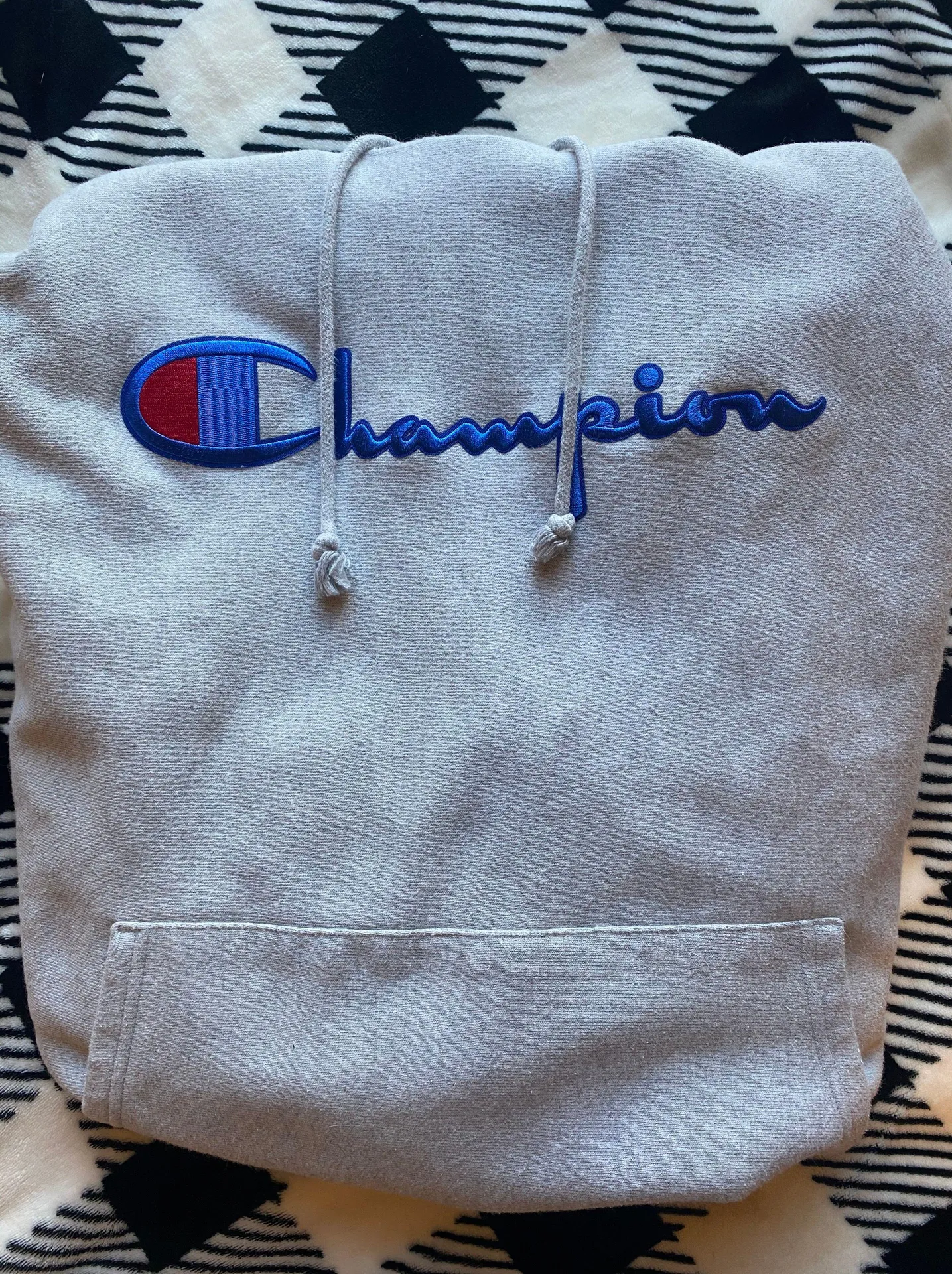 Champion grey hoodie - Image 4
