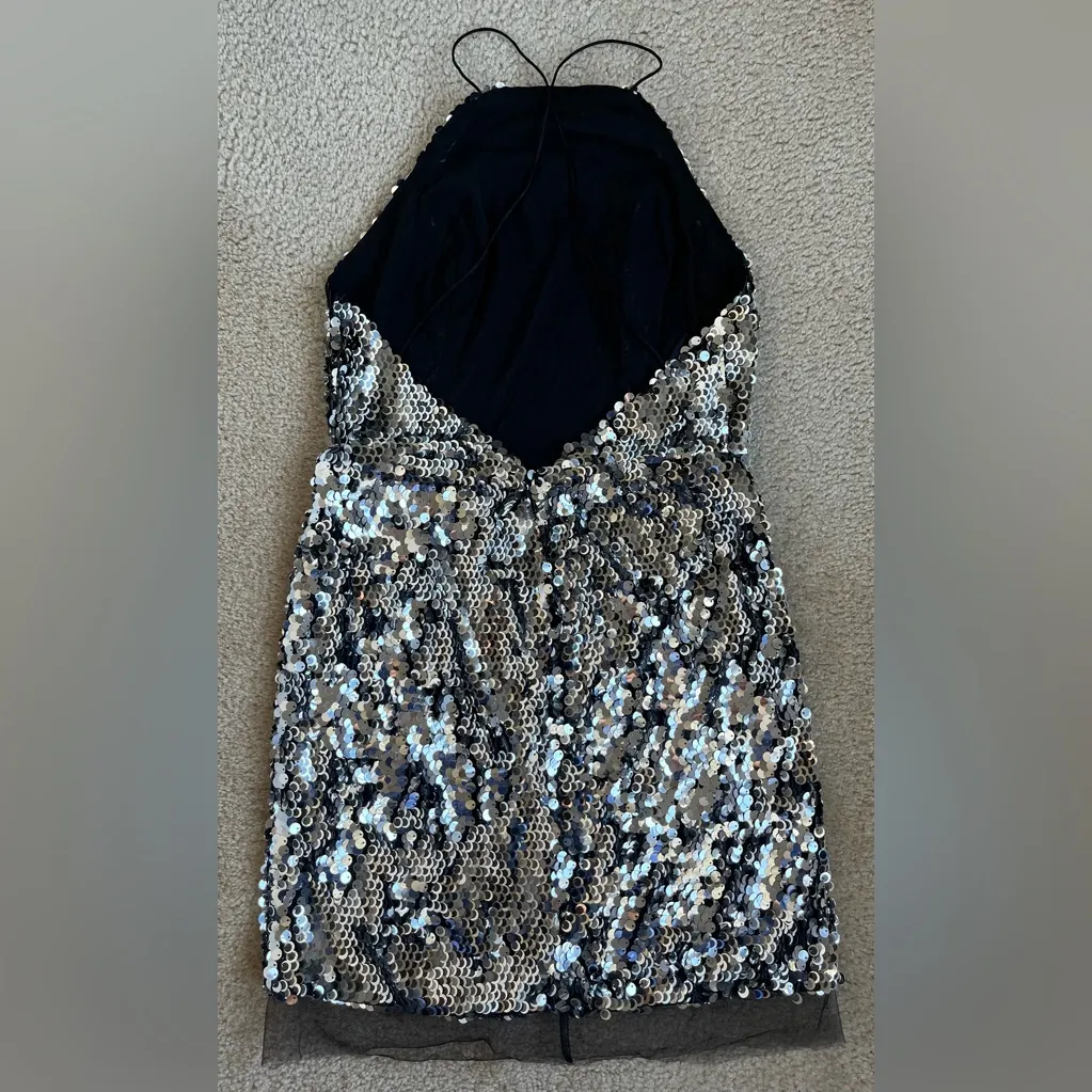 NWT NBD Silver Sequins High Neck Low Back Mini Dress in Women's Medium - Image 3