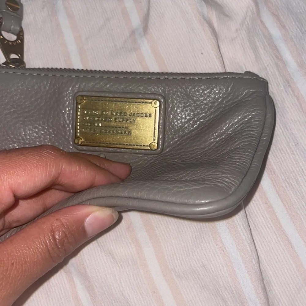 Marc Jacobs wristlet bag - Image 4