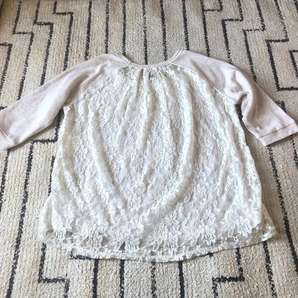 Massini sweater with lace back - Image 5