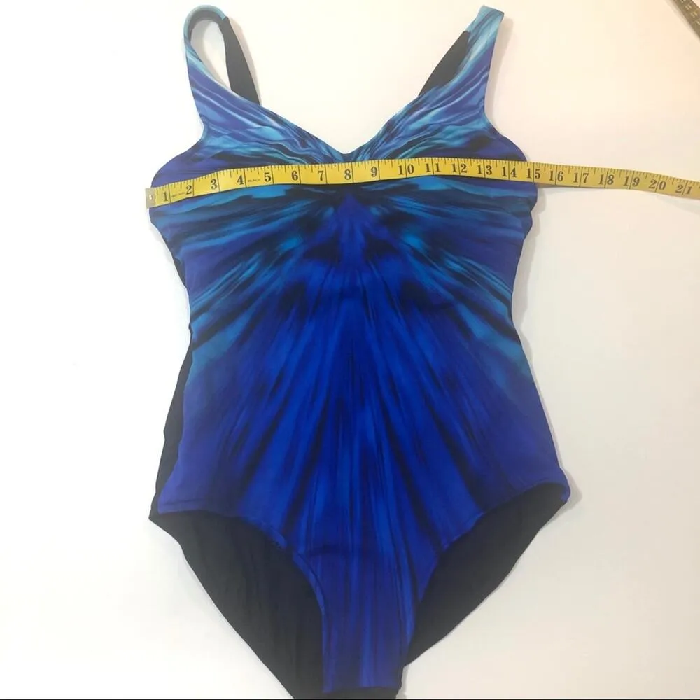Women's Twister Chlorine Blue One Piece Swimsuit Size 10 - Image 4