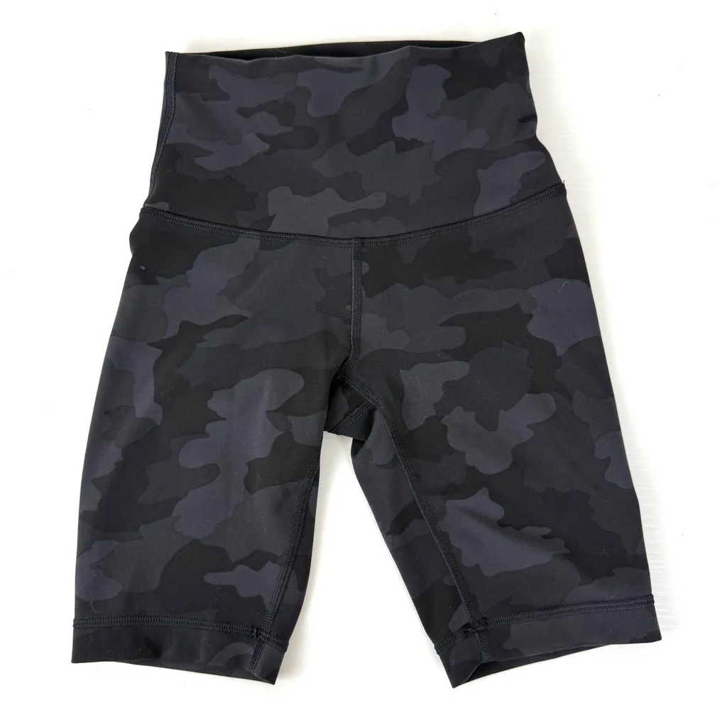Black Camo Women's Shorts - Image 3