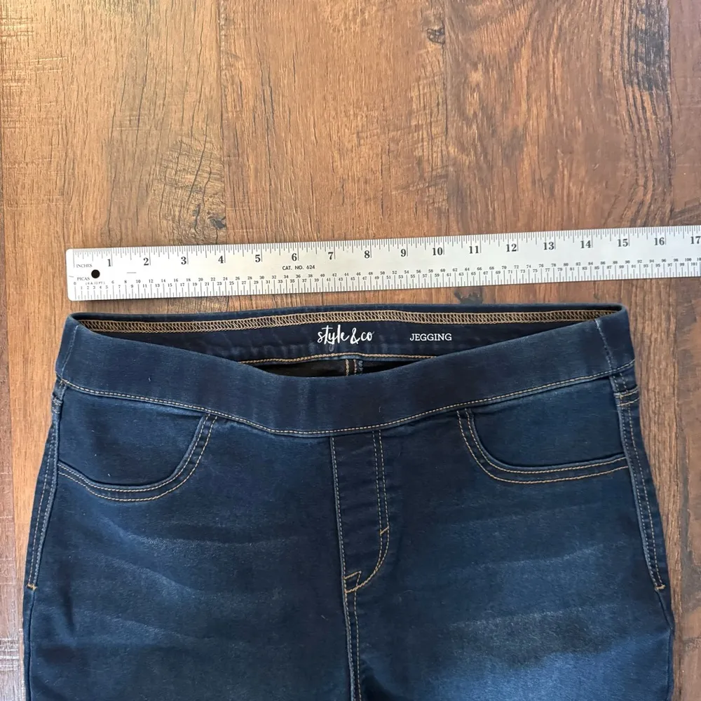 STYLE & CO denim jegging, size M - Image 4
