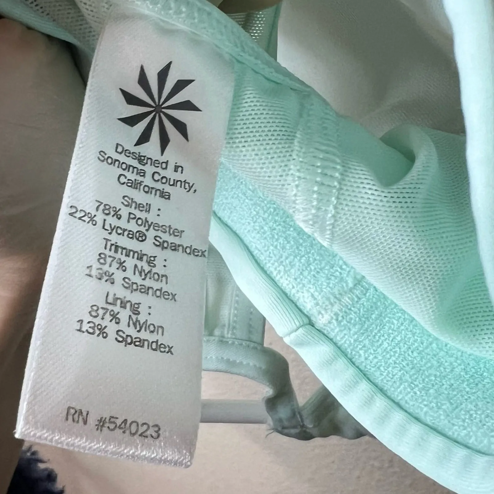 Athleta push the limit mint blue racerback sportsbra SMALL - Image 7