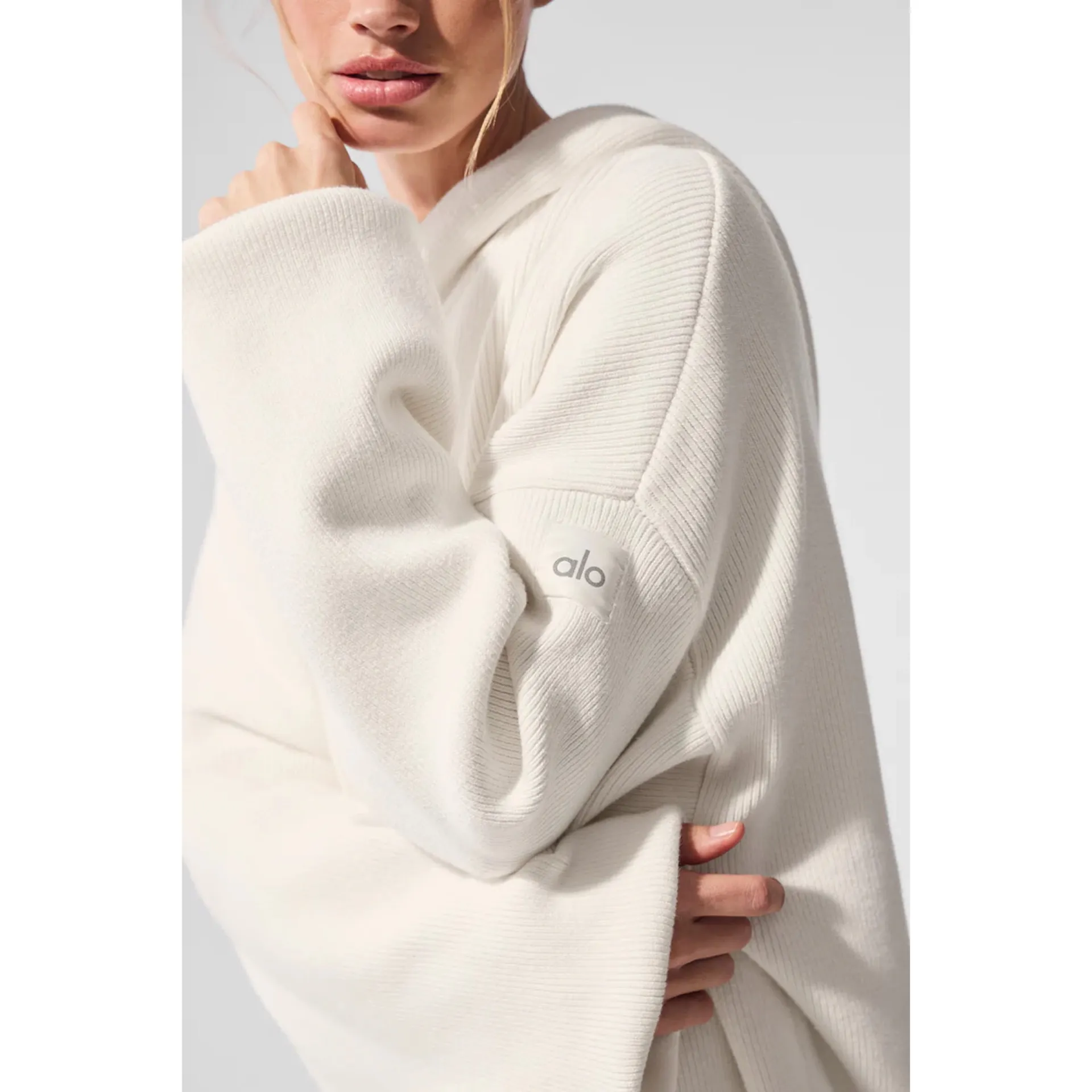 Alo Yoga Scholar Hooded Sweater Ivory M - Image 4