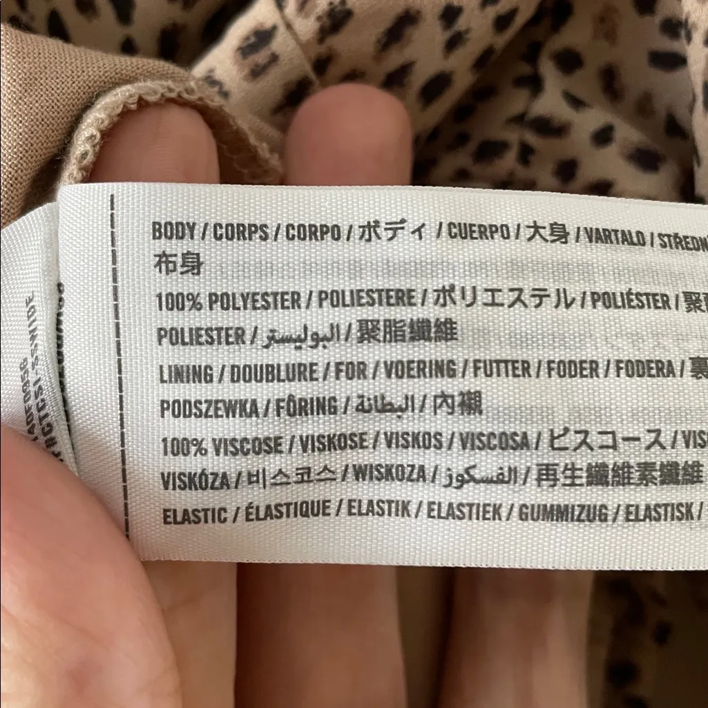 ABERCROMBIE & FITCH Cheetah Print Puff Sleeve V-Neck Smocked Blouse Top Size XL - Image 8