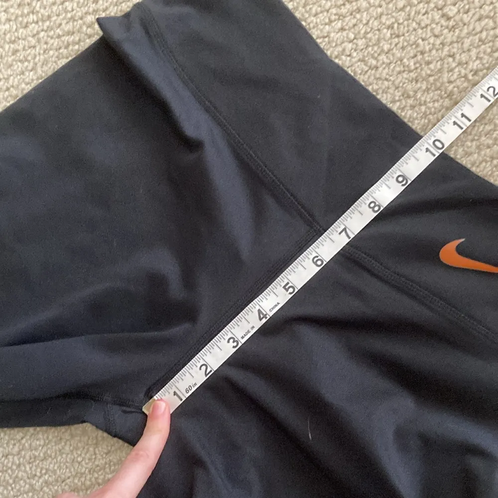 Nike Texas Longhorns Wide Leg Flare Yoga pants Black Size Small Special Edition - Image 5