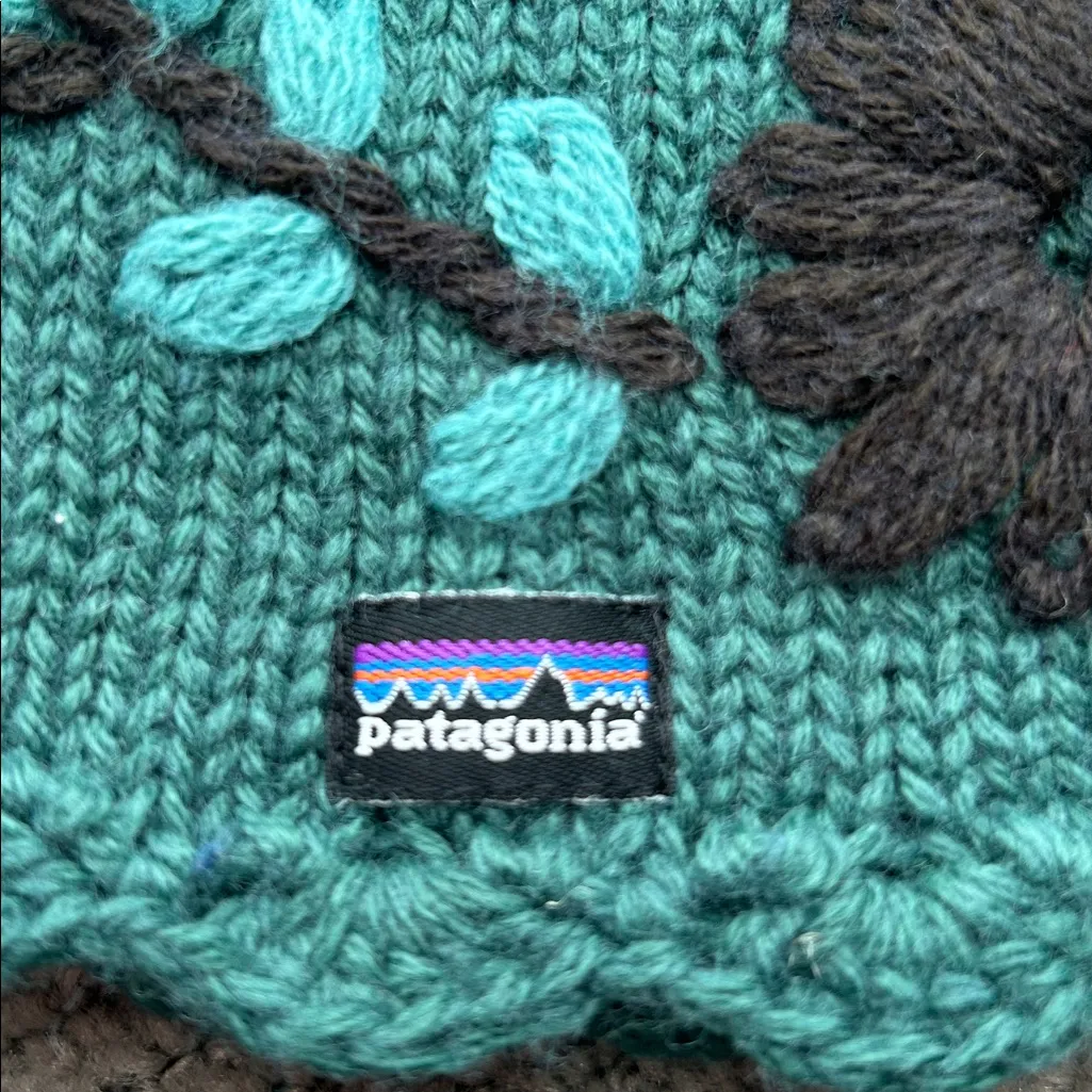 Patagonia Women’s Merino Wool Knit Beanie Floral One Size - Image 2