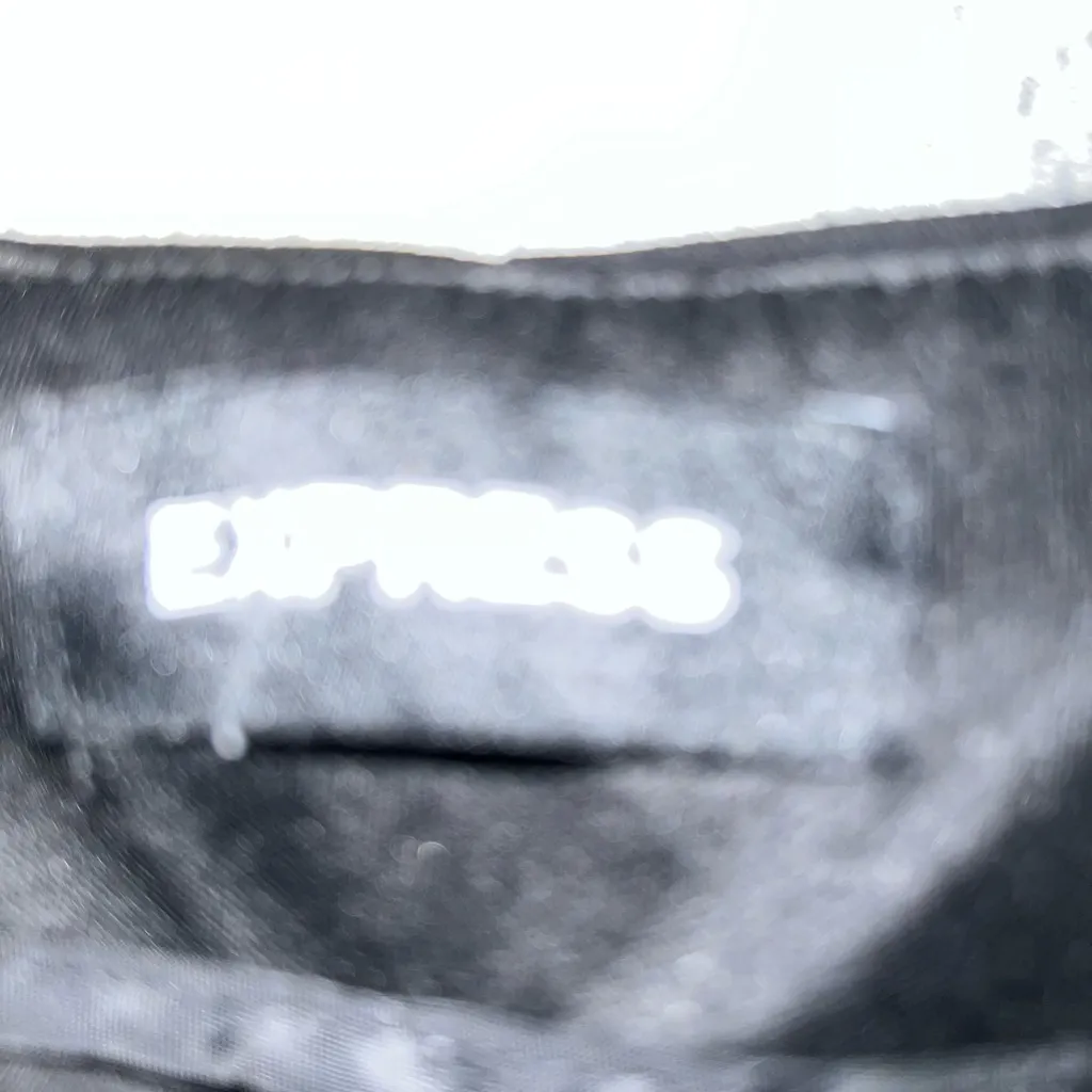 Express Black pleated front Women's Pants - Image 5