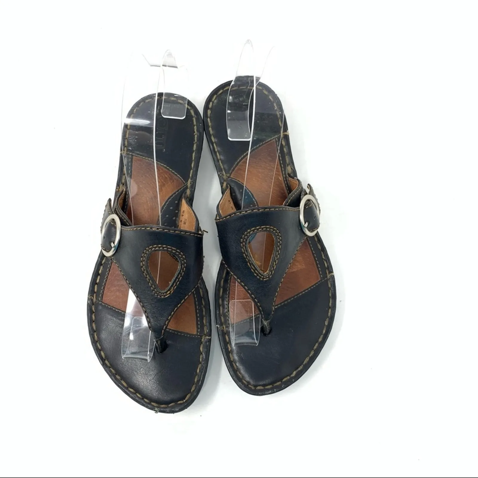 Born Black Leather Keyhole Cutout Thong Sandal 7 - Image 2