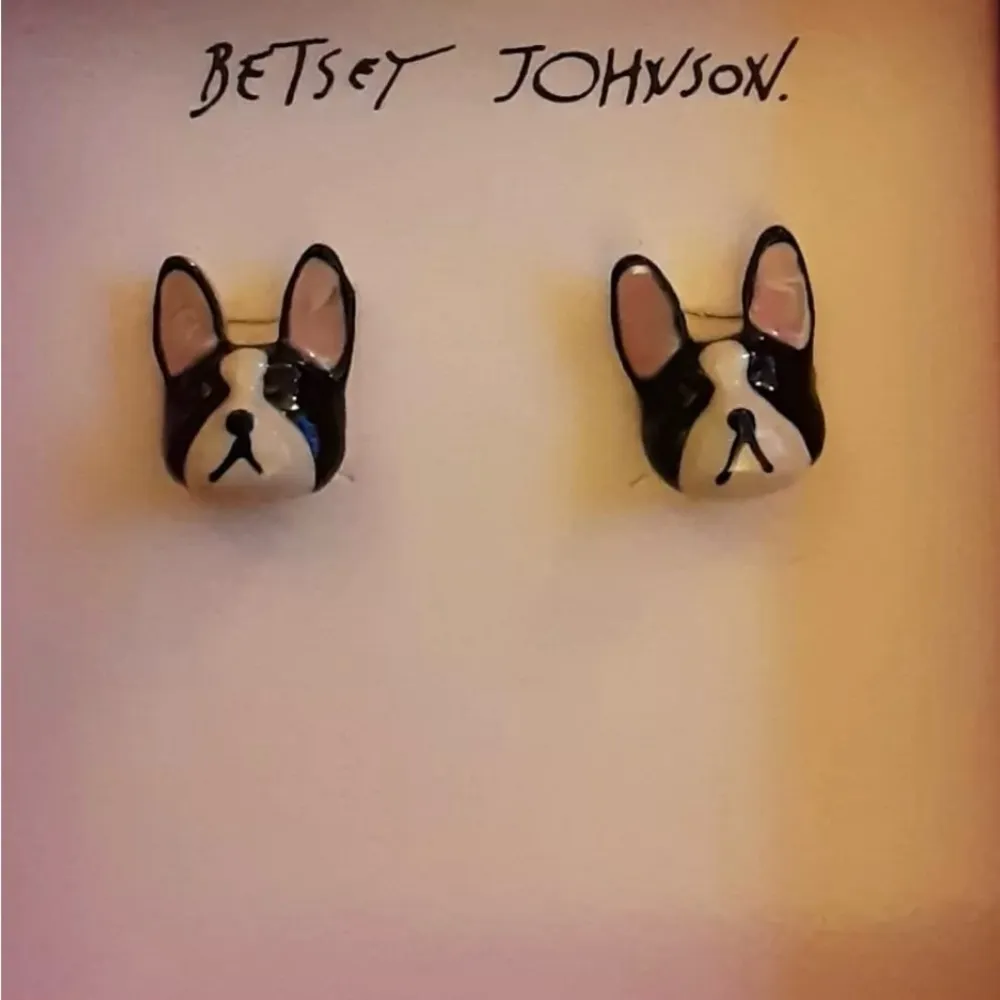 Betsey Johnson Sugar Critters Enamel Black & White Bulldog Stud Earrings NIB - Image 4