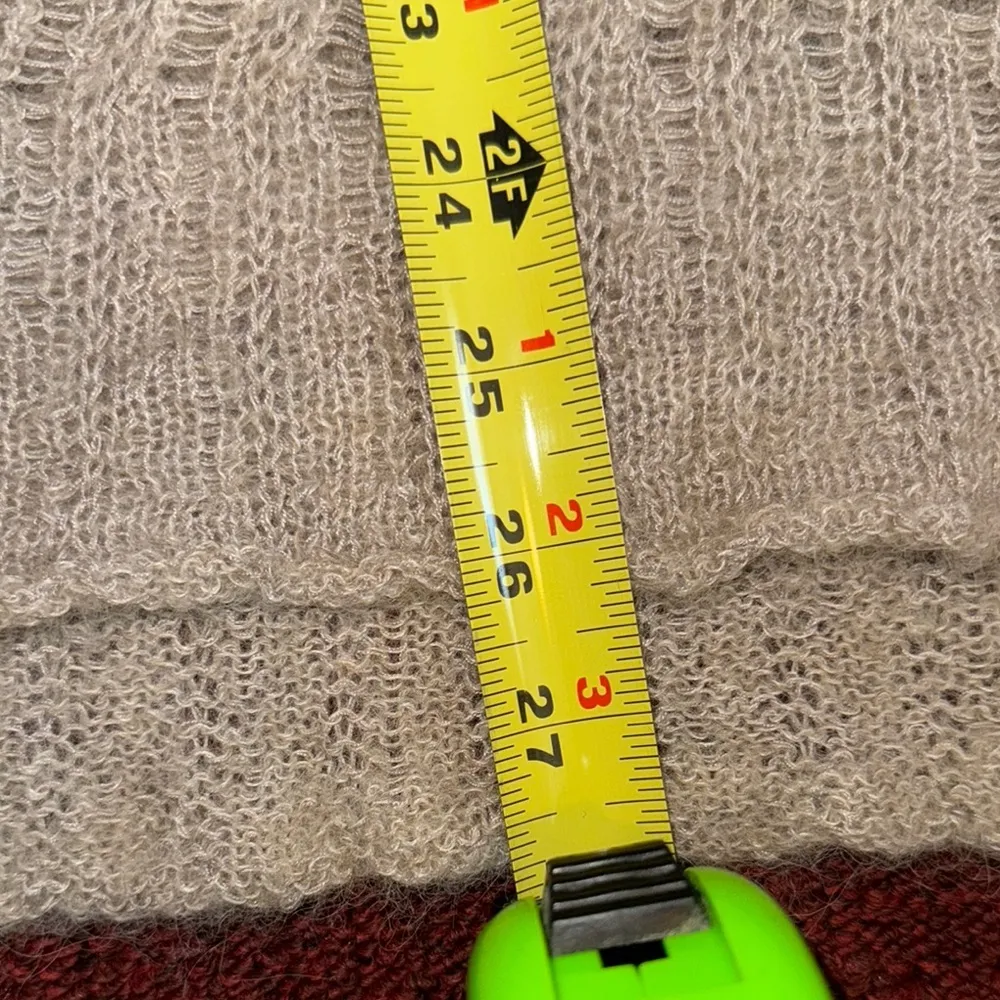 Free People Gray V-Neck Sweater with Relaxed Fit and Geometric Design USE SMALL - Image 8