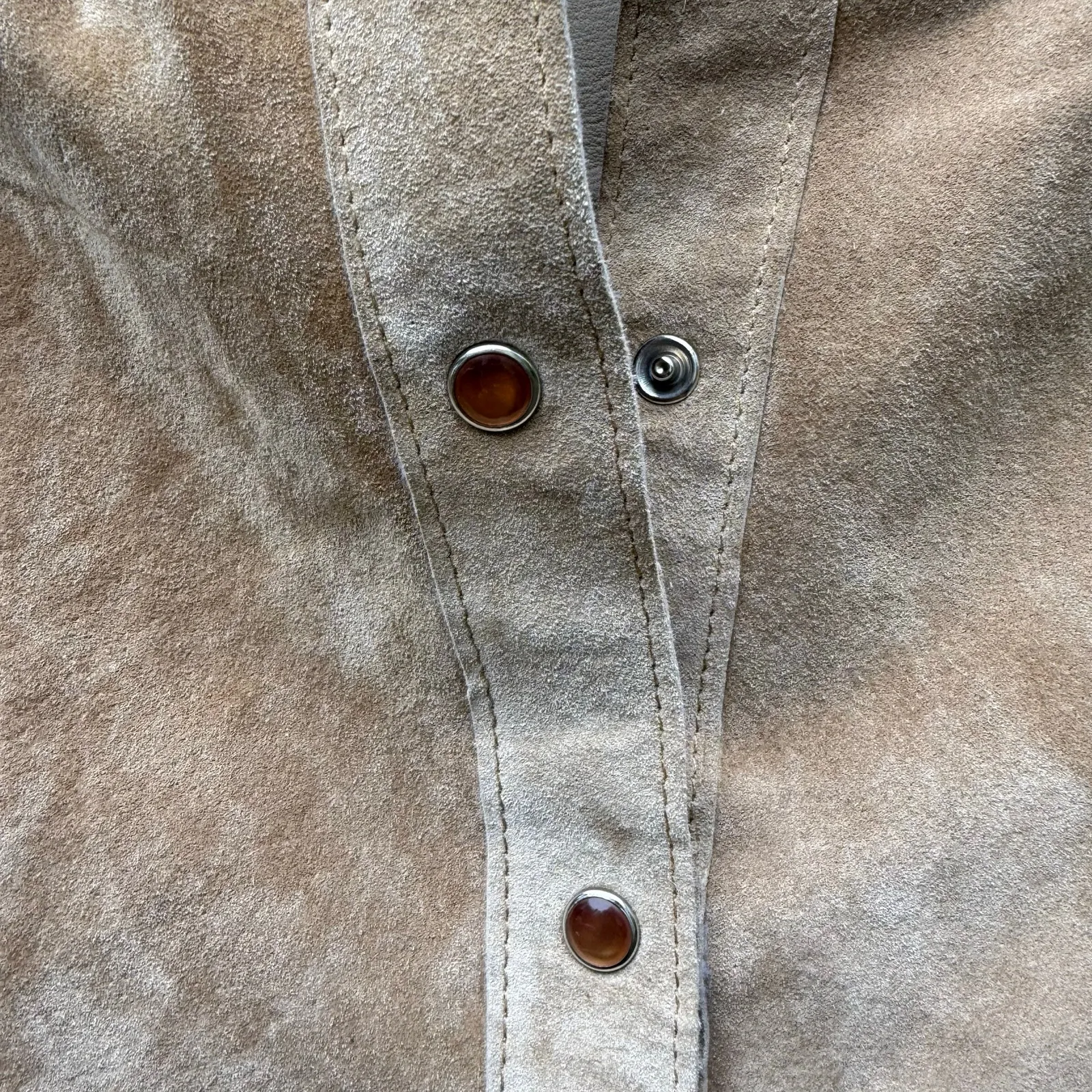 Y2K Wet Seal Suede Real Leather Patchwork Pearl Amber Snap Long Sleeve Shirt XS - Image 3