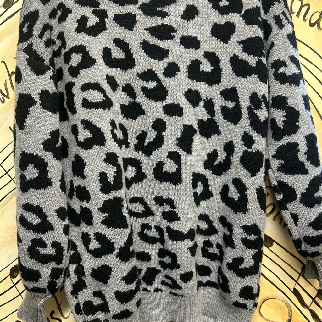 Unbranded Woman’s Leopard Print Long Sleeve Acrylic Cardigan Sweater OS Black Size undefined - Image 7