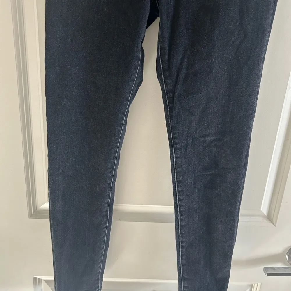 Aritzia Denim Forum Lola High Rise Skinny Jeans 29 - Image 3