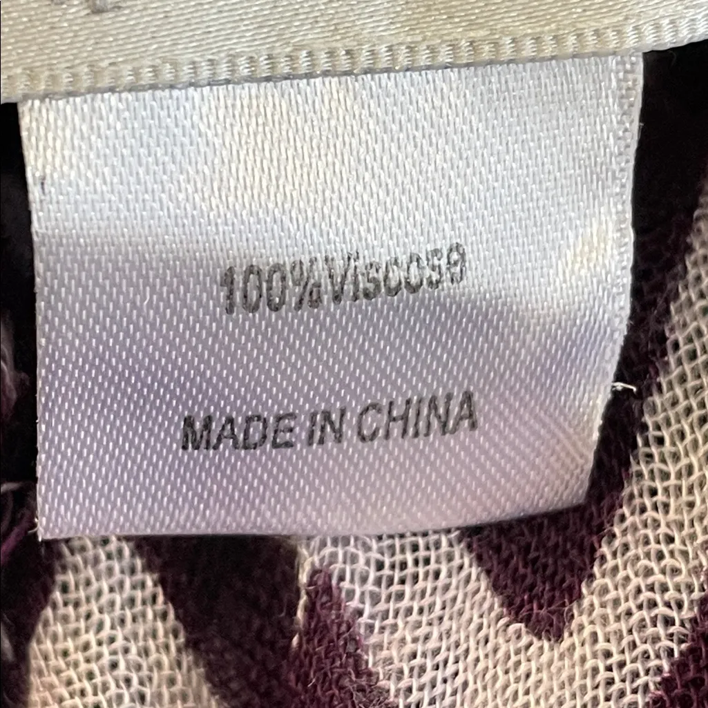 Charming Charlie Dark Purple and White Zigzag Infinity Scarf - Image 3