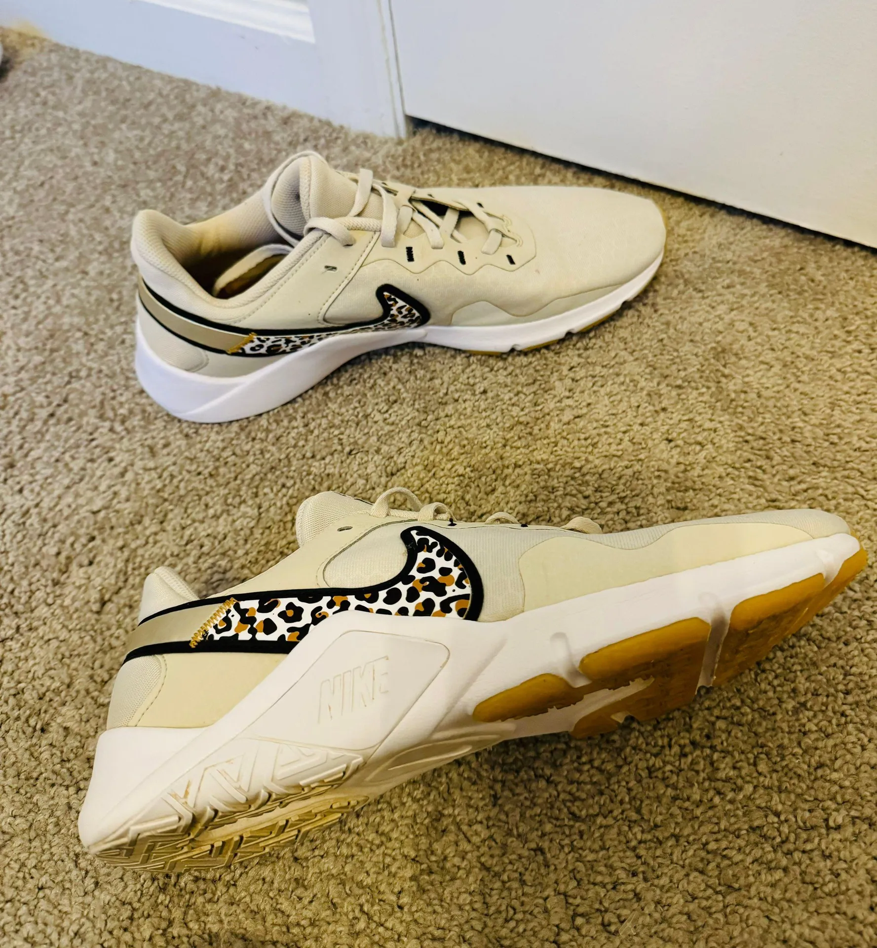 Legend Essential 2 Womens Running Training Shoe Sz 11.5 - Image 2