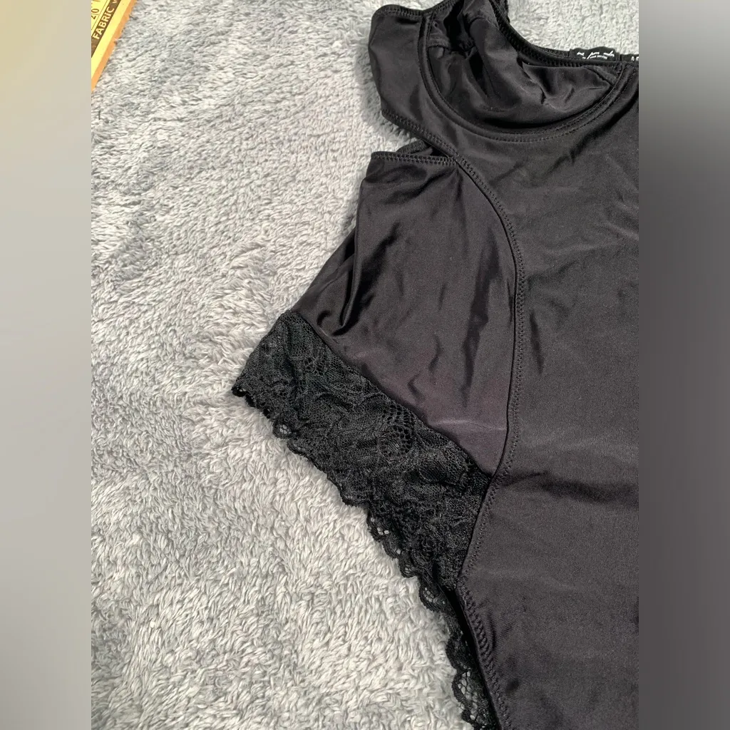 Urban outfitters out from under Black Lace Bodysuit medium - Image 2