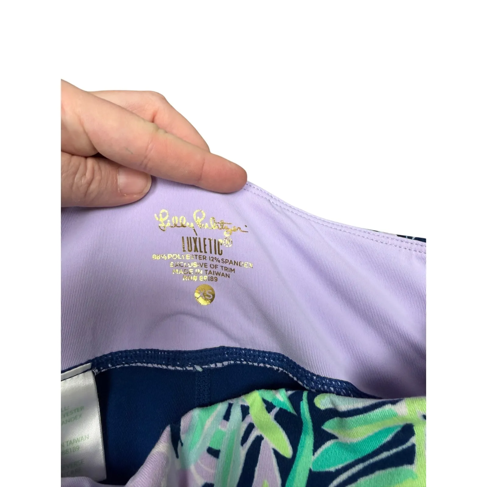 Lilly Pulitzer Luxletic Weekender Capri Leggings Blue Floral Print Bow Detail XS - Image 4