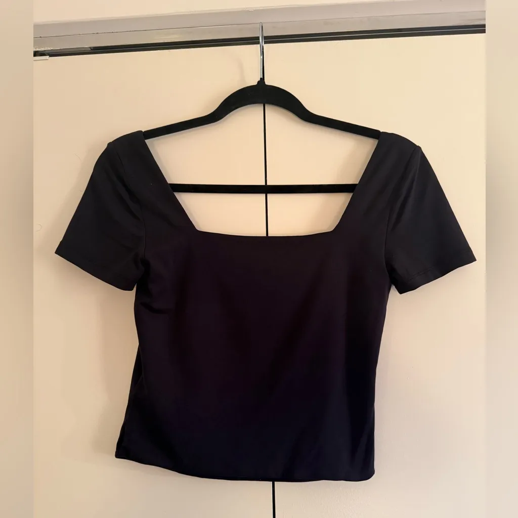 Aritzia babaton contour square neck - Image 7