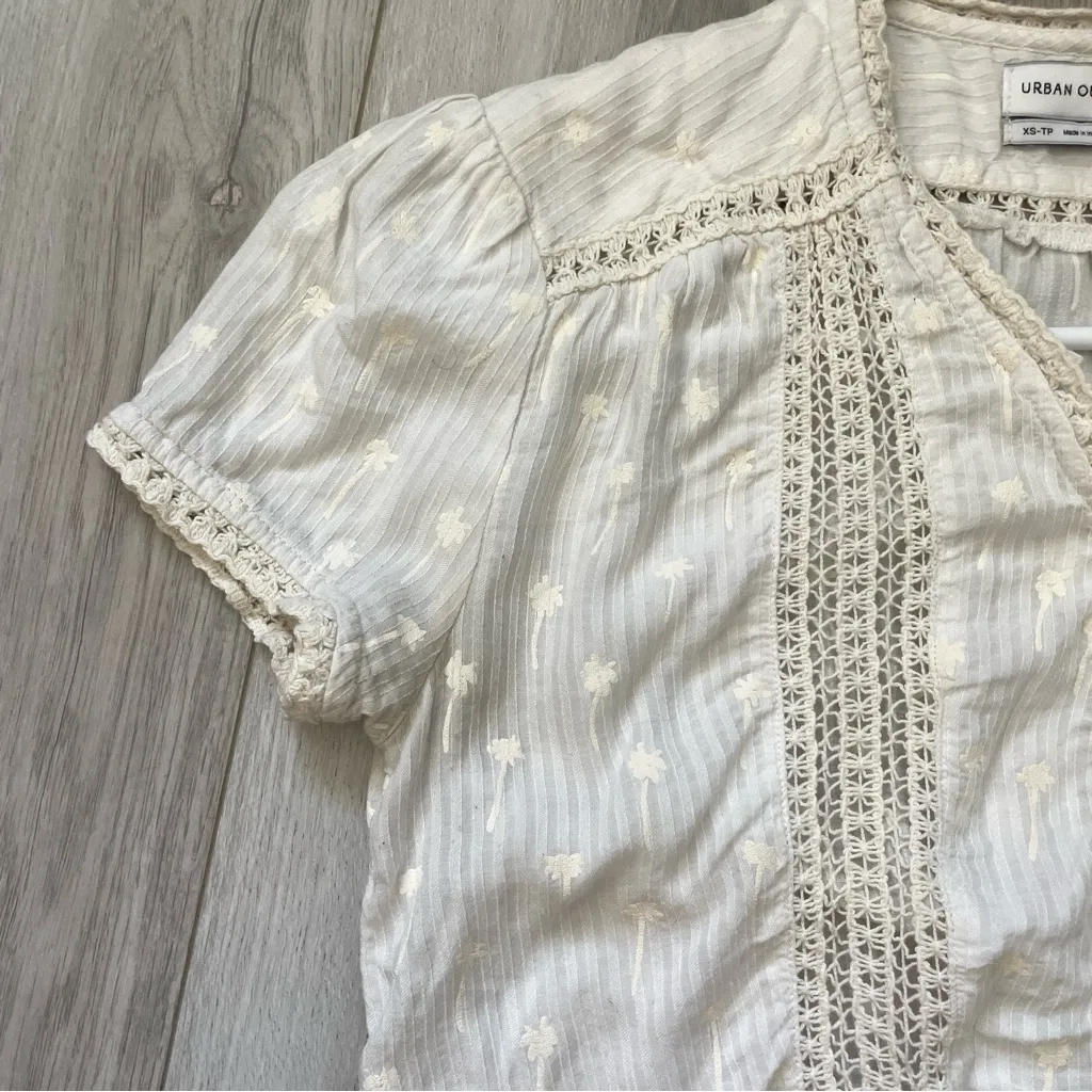 Urban Outfitters Top lace embroidered womens Cream (xsmall) boho peasant prairie - Image 5