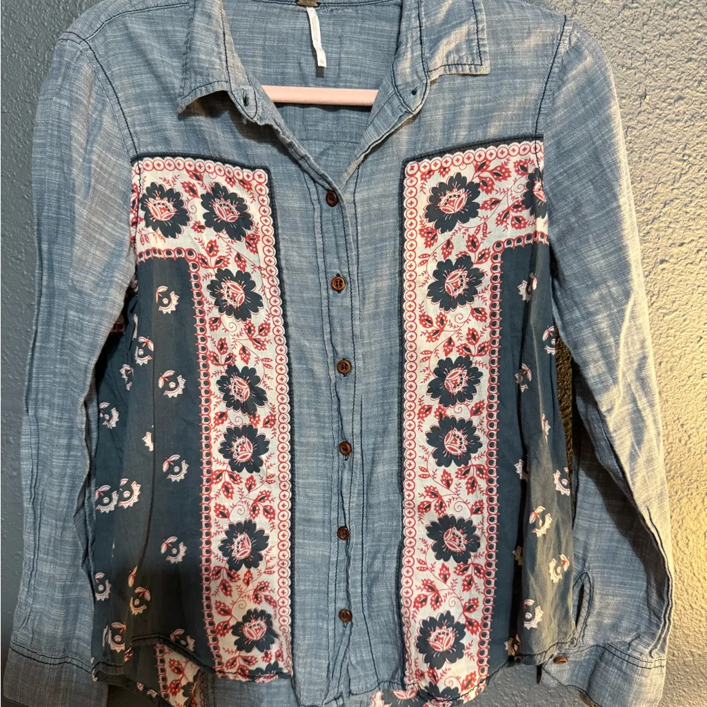 Free People Born Free Bandana
Print Chambray Western Shirt - Image 4