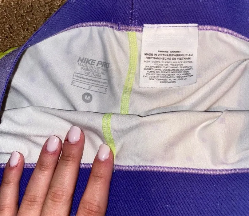 Nike Yellow  Pros - Image 4