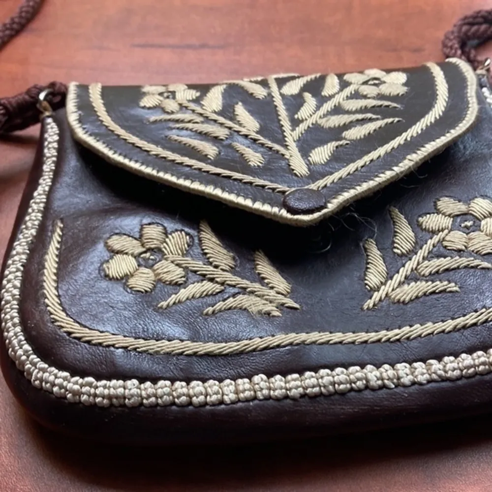 Unbranded ladies crossbody bag S Brown - Image 2