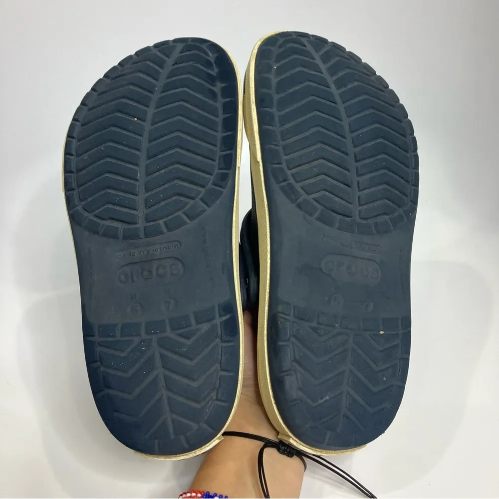 Crocs original clogs navy blue women’s size 7 unisex sizing casual summer‎ beach - Image 6
