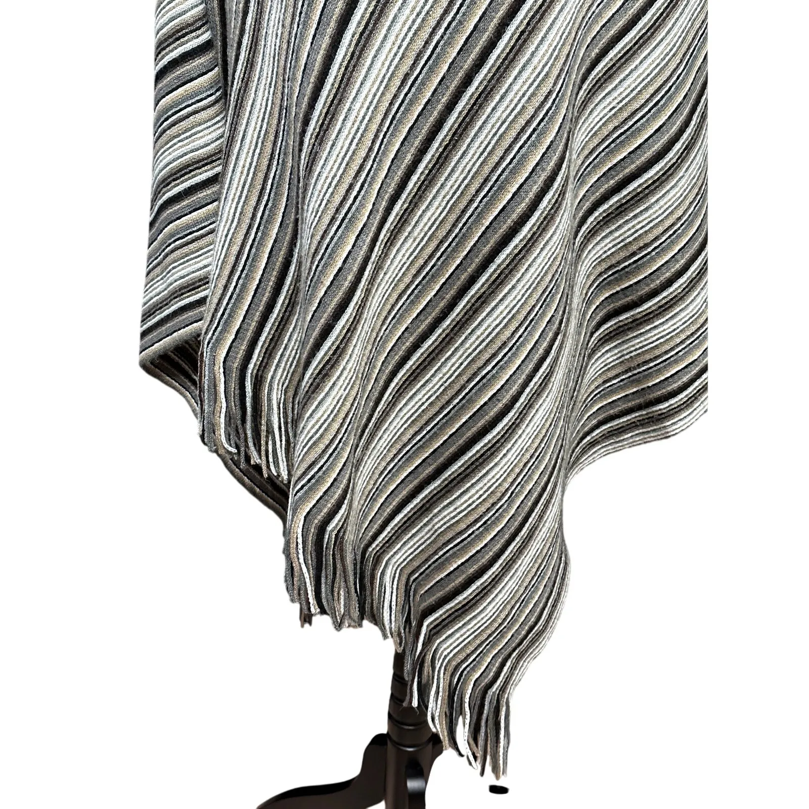 OSFM Poncho V - Image 3