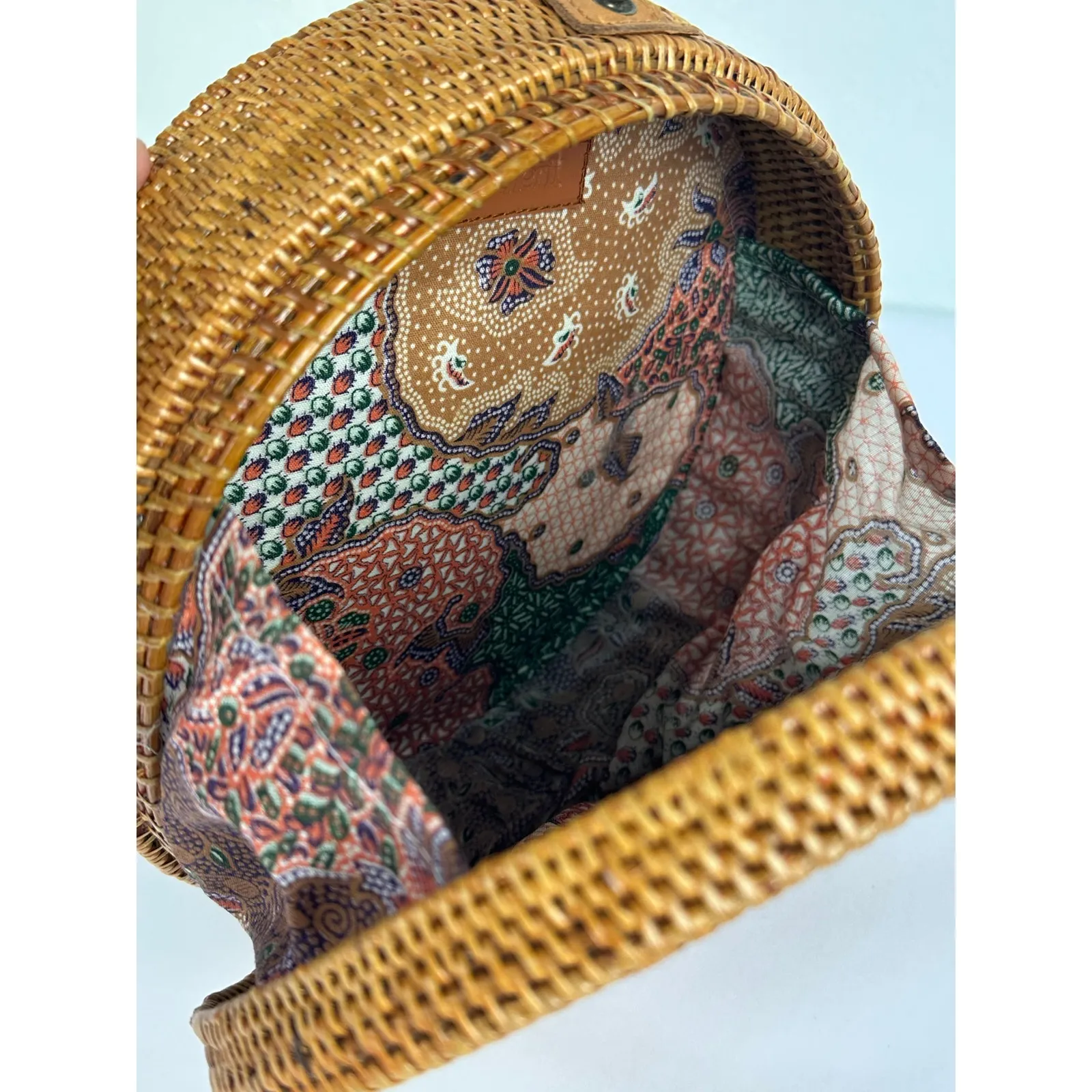 Amerii Round Rattan Woven Crossbody Bag Purse Boho Hippie Cottage NWOT Bali Brown - Image 5