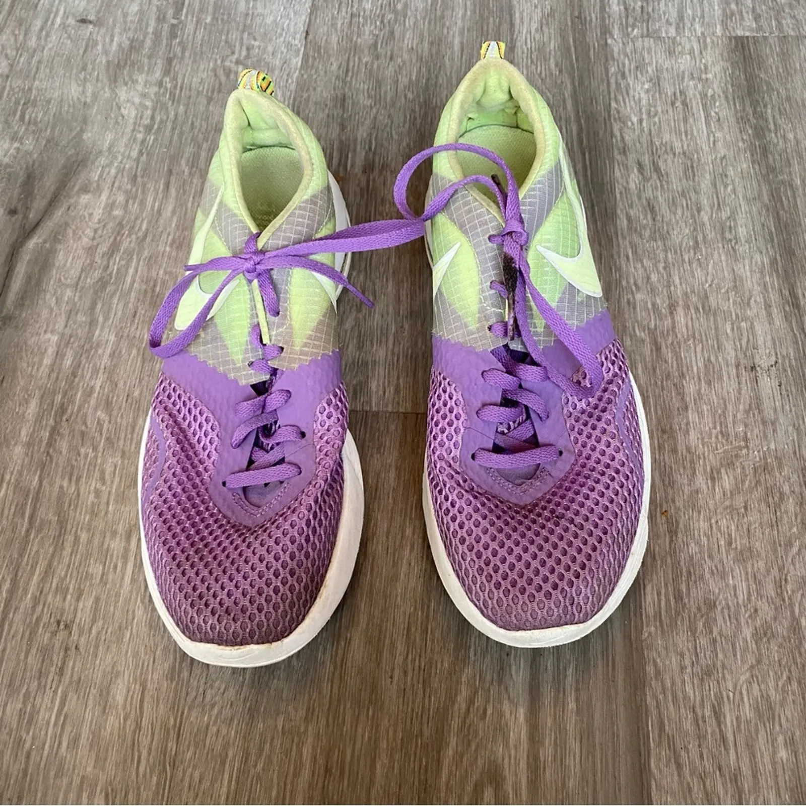 Nike Lime and Purple Lace Up Tennis Shoes 9 - Image 2