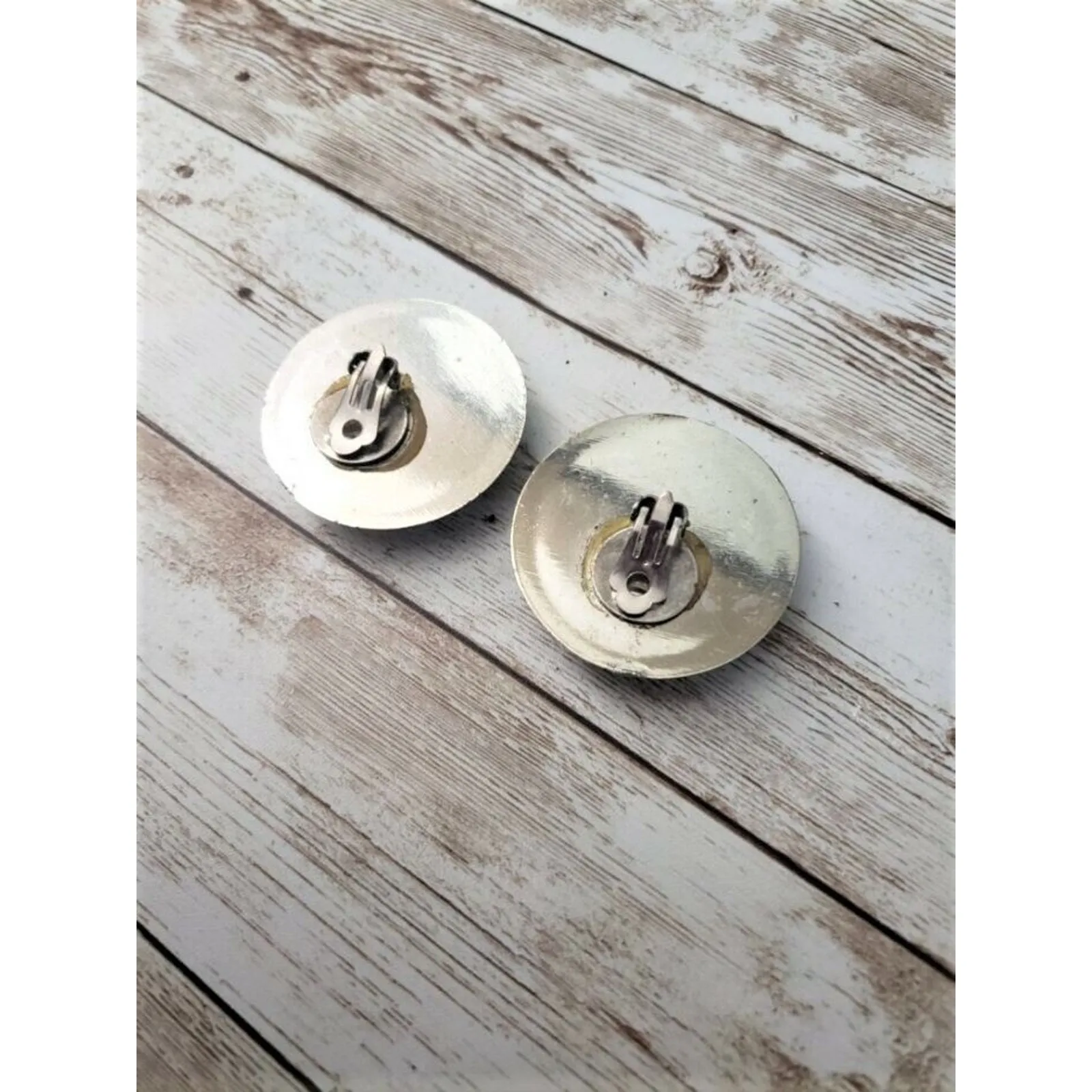 Vintage Clip On Earrings Large Patchwork Style Circle with Silver Tone Halo - Image 5