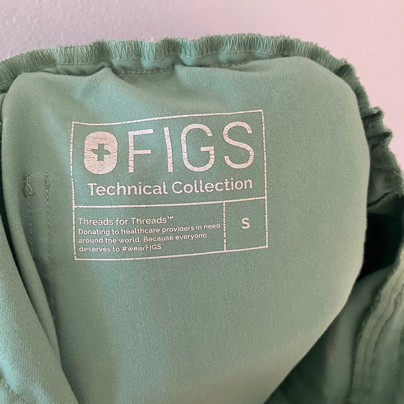 FIGS Jade Green Yola Straight Leg Scrub Pants Uniform Nurse Dr. Women size Small - Image 2